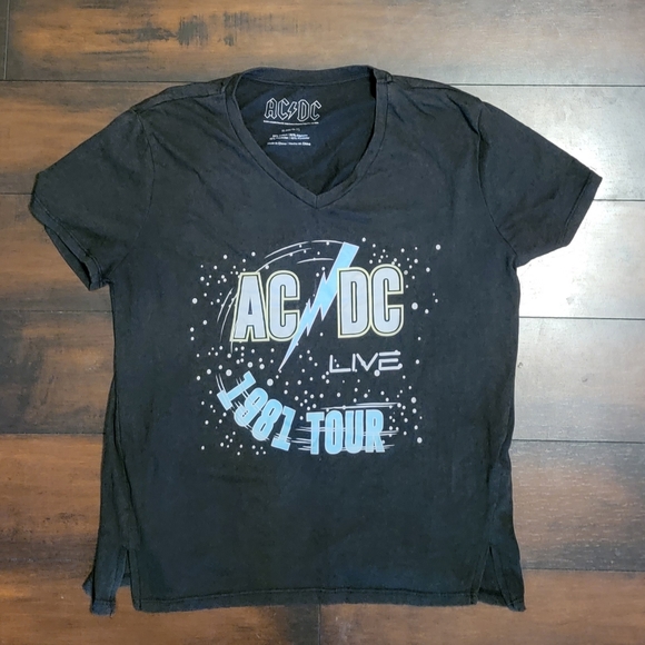 ACDC Live 1981 Tour Short Sleeve Tshirt - Picture 1 of 2